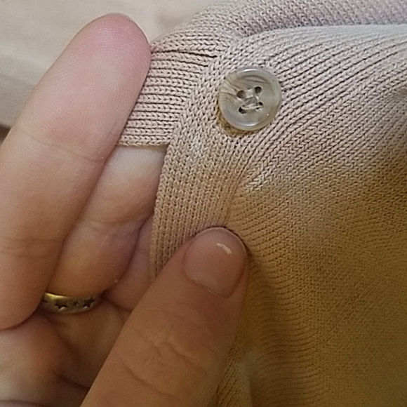 H&M dusty salmon colored cardigan - Picture 7 of 7